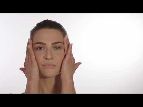 Reform Skincare Vitamin C 20% Serum for all skin types, anti-ageing treatment to brighten complexion and reduce fine lines